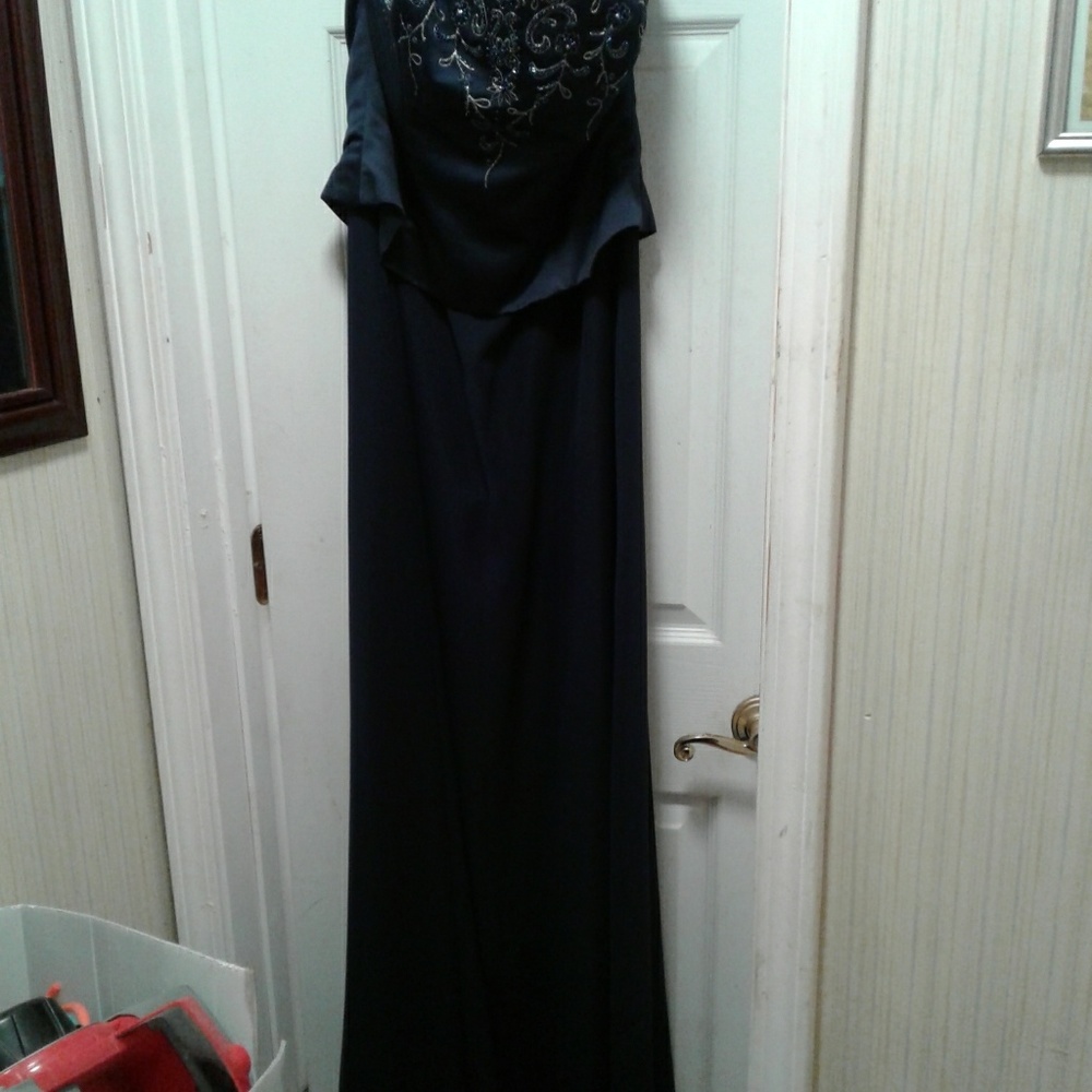 Strapless full length formal dress *make offer *